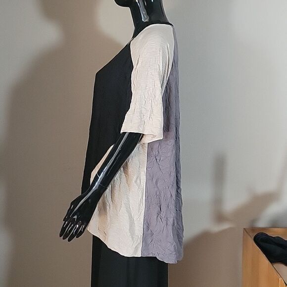 Alembika Top Size XS Could Fit Larger - Picture 9 of 10